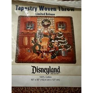 NEW Old Disneyland Resort Christmas Tapestry Woven Throw Blanket Limited Release